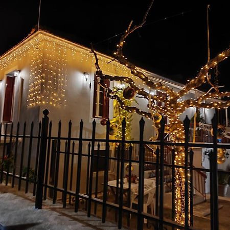 Rooms In Yard Corinth Экстерьер фото